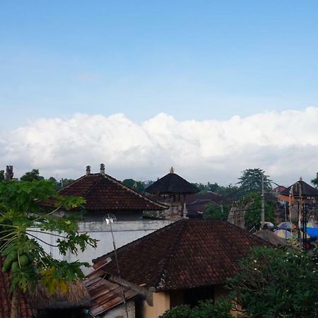 Legong Guesthouse Ubud Buitenkant foto